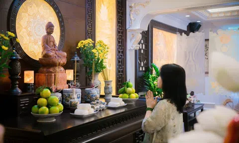 Sự hài hòa trong không gian thờ kết hợp hiện đại và truyền thống