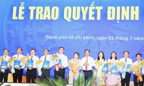 Chủ tịch TPHCM chỉ đạo khẩn về sắp xếp các cơ quan, đơn vị giai đoạn 2