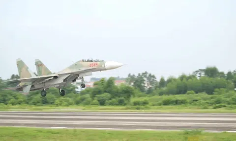 Biên đội Su-30MK2 cơ động từ Đồng Nai tới Bắc Ninh tham gia nhiệm vụ A80