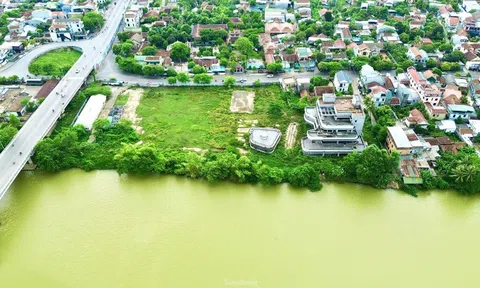 Cận cảnh tổ hợp thương mại dịch vụ hơn 200 tỷ ‘bất động’ nhiều năm ven sông Hương
