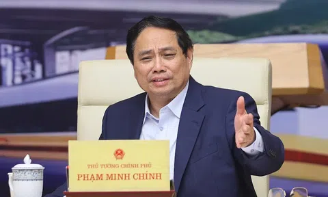 Thủ tướng: Đồng loạt triển khai giải phóng mặt bằng dự án đường sắt tốc độ cao Bắc – Nam