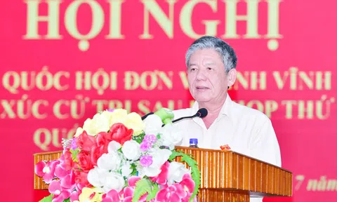 Bí thư Vĩnh Long: Trụ sở dôi dư ưu tiên làm trường học