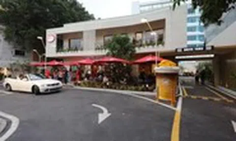 Cà phê theo nhịp sống mới: Highlands mở làn Drive - Thru cho mọi phương tiện