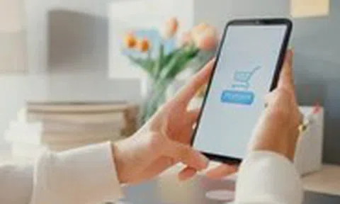 Đẩy mạnh thói quen tiêu dùng trực tuyến bằng phí vận chuyển 0đ