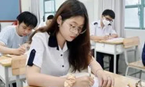 Thi tốt nghiệp THPT 2025: Phổ điểm không thể đẹp nếu thiếu chuẩn hóa