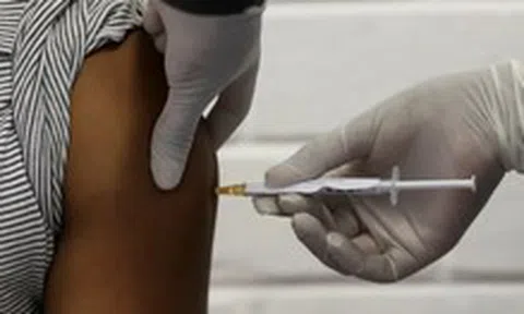 Dùng vi rút biến đổi gene trị ung thư, khối u nhỏ lại sau 28 ngày