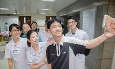 Vừa điều trị ung thư, vừa giải đề: 'Chiến binh K’ xuất sắc đạt 28 điểm kỳ thi đại học