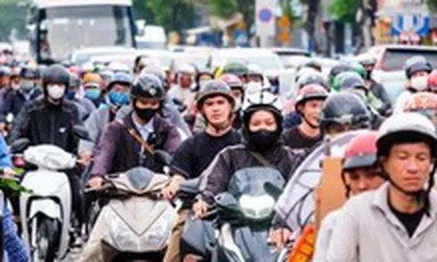 Tách riêng làn cho xe máy hay tổ chức linh hoạt, không đặt dải phân cách cố định?