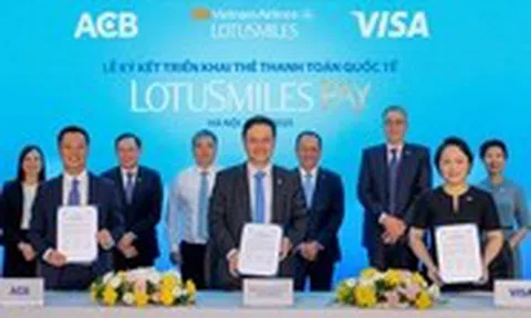 Vietnam Airlines hợp tác ACB và Visa ra mắt thẻ hội viên tích hợp thanh toán Lotusmiles Pay