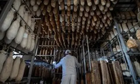 EU thông qua gói đáp trả thuế quan Mỹ
