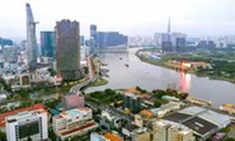 Từng bước lập trung tâm tài chính quốc tế