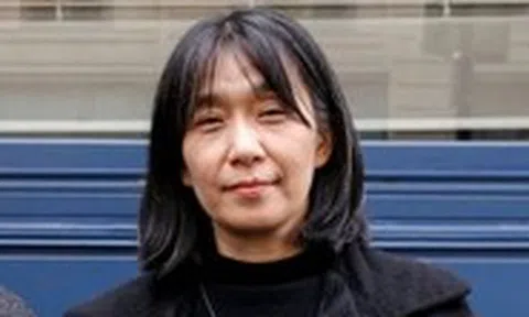 'Han Kang là người nhẹ nhàng, gần gũi nhưng khi cầm bút thì rất quyết liệt'