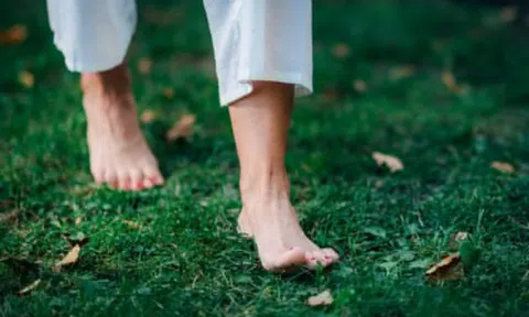 Duy trì sức khỏe với 5 thói quen nhỏ trong mỗi chuyến đi xa
