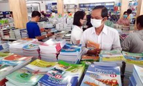 Giải pháp gốc rễ để có nhiều bộ sách giáo khoa