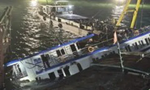 Hoàn tất bồi thường bảo hiểm cho nhiều nạn nhân vụ lật tàu ở vịnh Hạ Long