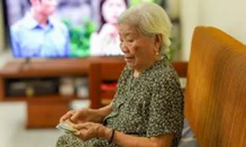 Ủy quyền nhận lương hưu, lịch chi trả lương hưu tháng 8 thay đổi ra sao?