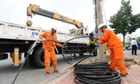 EVN vay nợ hơn 324.000 tỉ đồng, lãi phải trả cũng hàng chục nghìn tỉ, ai là chủ nợ lớn?