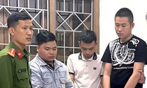Bắt khẩn cấp 3 thanh niên cướp tài sản vì nghi bạn chơi bài bịp