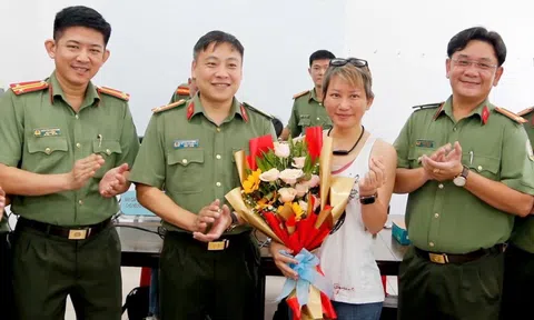 Triển khai tổ lưu động cấp định danh điện tử cho người nước ngoài ở TP.HCM