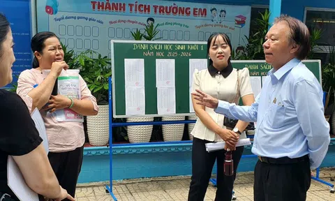 Thầy hiệu trưởng giải tỏa băn khoăn cho phụ huynh có con vào lớp 1