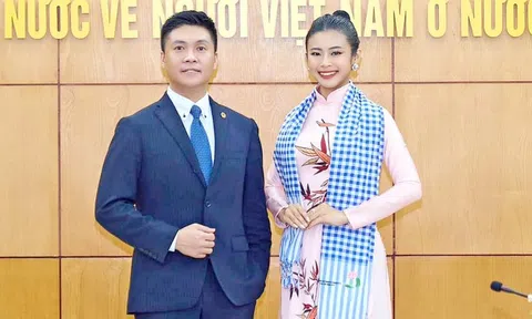 Sinh viên thi sắc đẹp: Được gì, mất gì?