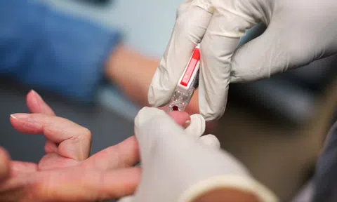 Xét nghiệm mới phát hiện bệnh nguy hiểm qua 1 giọt máu, giá chỉ 50.000 đồng
