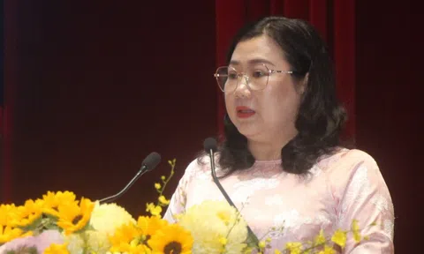 Tiếp tục tăng cường cho trẻ mầm non làm quen tiếng Anh