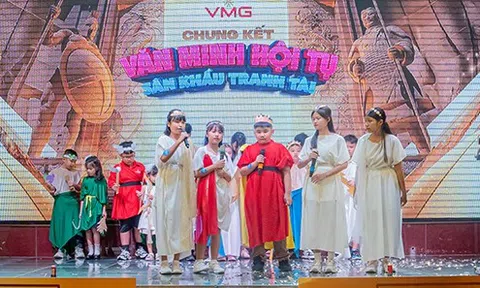 Chung kết hùng biện tiếng Anh ‘Đại sứ văn minh’