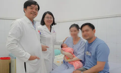 Người phụ nữ mắc bệnh hiếm, Budd-Chiari đã sinh được con