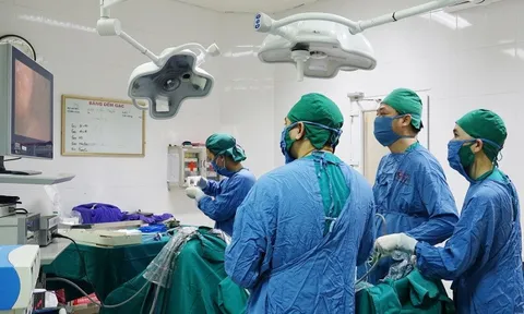 Vì sao gia đình nhiều thế hệ bị ung thư, người trẻ nhất mới 26 tuổi?