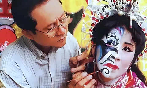‘Phù thủy hóa trang’ Trịnh Xuân Chính qua đời