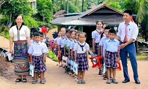 Của cho không bằng cách cho