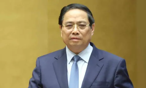 Thủ tướng: Tái cấu trúc các trường đại học, sáp nhập, giải thể các cơ sở không đạt chuẩn