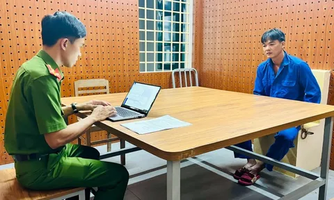 Bắt giam người đàn ông trong một ngày nhận phơi đề trên 463 triệu đồng