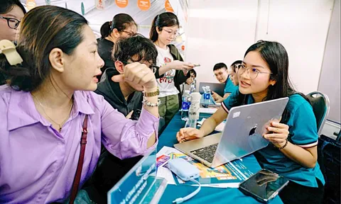 Tuyển sinh đại học 2026: Cân nhắc khống chế nguyện vọng xét tuyển