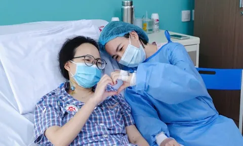 Mẹ không cùng nhóm máu vẫn có thể hiến gan cứu con gái 17 tuổi