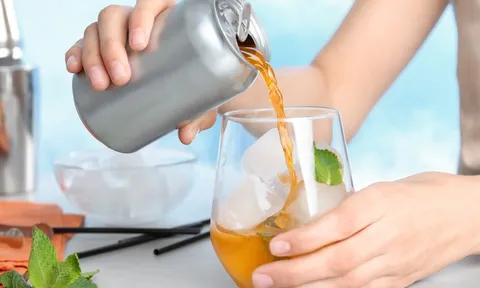 Uống nước tăng lực chống buồn ngủ như ‘cơm bữa’, người đàn ông nhận cảnh báo từ bác sĩ