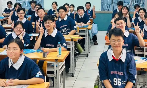 Tuyển sinh lớp 10 ở TP.HCM: Sẽ công bố đề minh họa cuối tháng 10