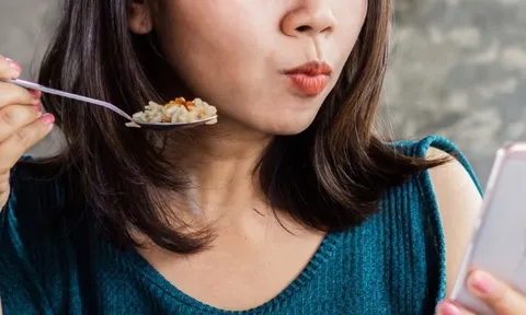 Thực hư 'chế độ ăn chống viêm' tràn lan TikTok