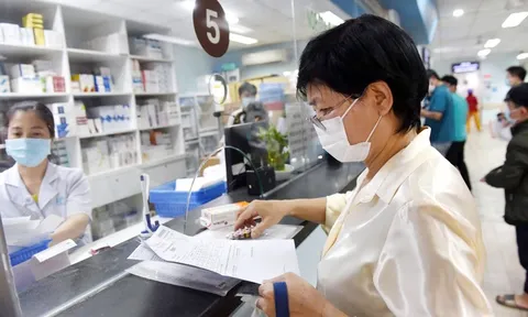 TP.HCM đề xuất miễn phí bảo hiểm y tế cho học sinh và người cao tuổi