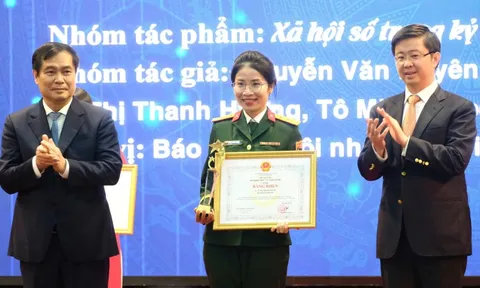 Thứ trưởng Bùi Hoàng Phương: Báo chí phải khơi dậy niềm tin, đánh thức khát vọng đổi mới sáng tạo