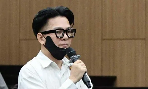 Ca sĩ Vũ Hà khai được người bạn Việt kiều Úc mở thẻ cho vào King Club đánh bạc