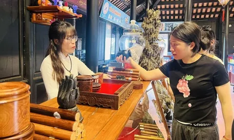 Khách Việt kể chuyện đi du lịch Trung Quốc, nhận xét: "Rất muốn mua 1 thứ về nhưng không thể"