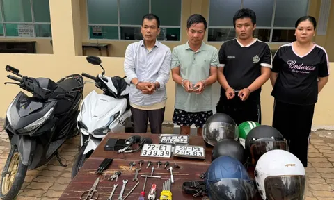 Công an TP.HCM triệt phá nhóm trộm xe máy chuyên nghiệp trước cổng trường học