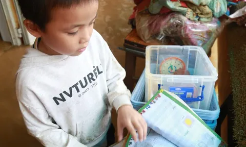 Đừng nặng hình thức, chỉ cần học sinh đến trường an toàn sau lũ