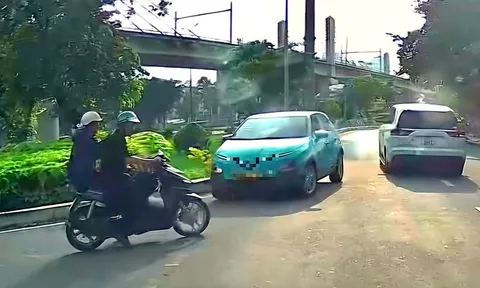 CSGT TP.HCM xác minh clip xe taxi công nghệ chạy ngược chiều trên đường Điện Biên Phủ