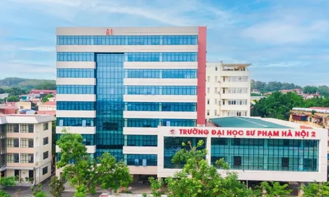 Một trường sư phạm bỏ xét học bạ hầu hết các ngành