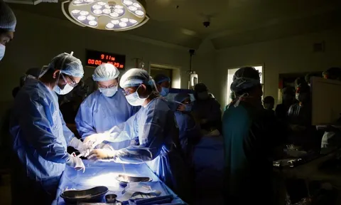 Ngày cuối năm, thông tim bào thai thứ 12 thành công trong thời gian chưa đầy 30 phút