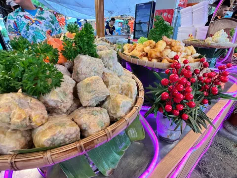 Chương trình "Hương Sắc Phương Nam 2025" đưa du khách trải nghiệm các món đặc sản nổi tiếng Miền Tây tại TP.HCM