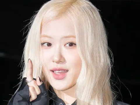 Rosé (BlackPink) tăng cân